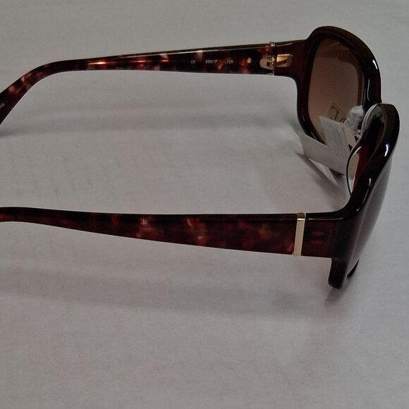 DVF DVF551S 619 Women\'s Sunglasses Red 56mm New Designer Eyewear